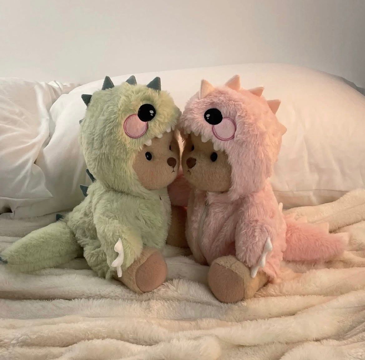 Drachen Plüschie grün